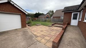 Photo 16- click for photo gallery